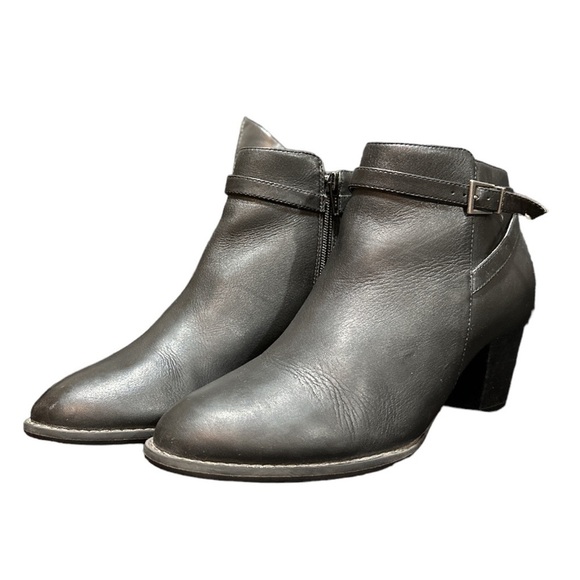 EUC - Vionic Upright Upton Bootie - size 9 - black - Picture 4 of 7